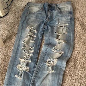 American Eagle Ripped jeans